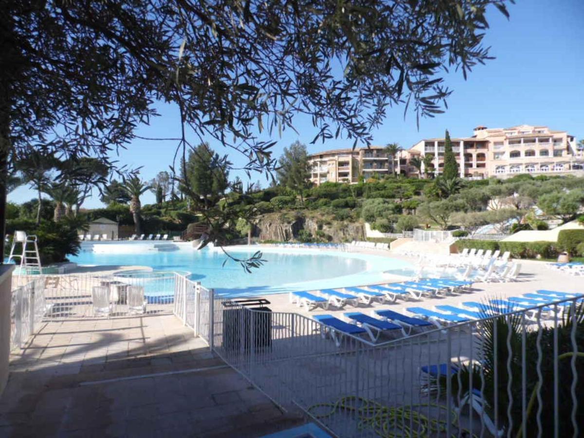 Cozy Apartment In Agay With Stunning Views Saint-Raphael  Bagian luar foto